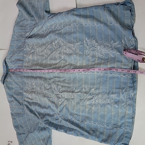 Tommy Bahama 100% Silk Button Down Shirt/ L. - Picture 8 of 13